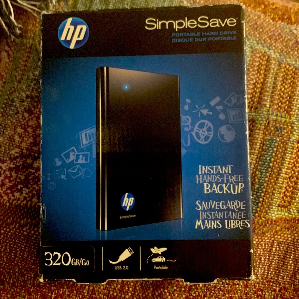 HP Simple Save portable hard drive 320GB/Go   USB 2.0. NEW NEVER USED